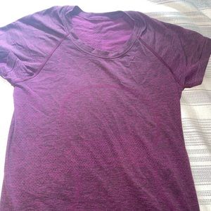 Lululemon Swiftly Tee - Raspberry Size 6